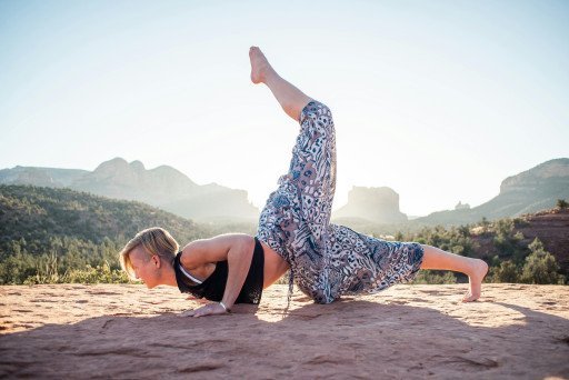 Mastering Mountain Pose: A Definitive Guide for Yoga Enthusiasts
